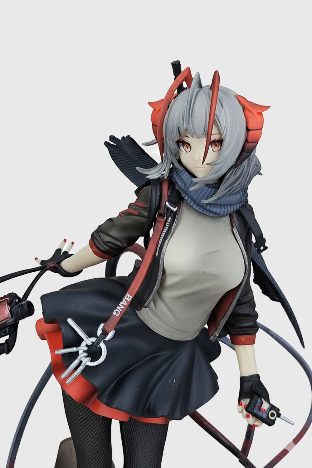 Arknights Cockroach Girl figure back view with cockpit insect style detail