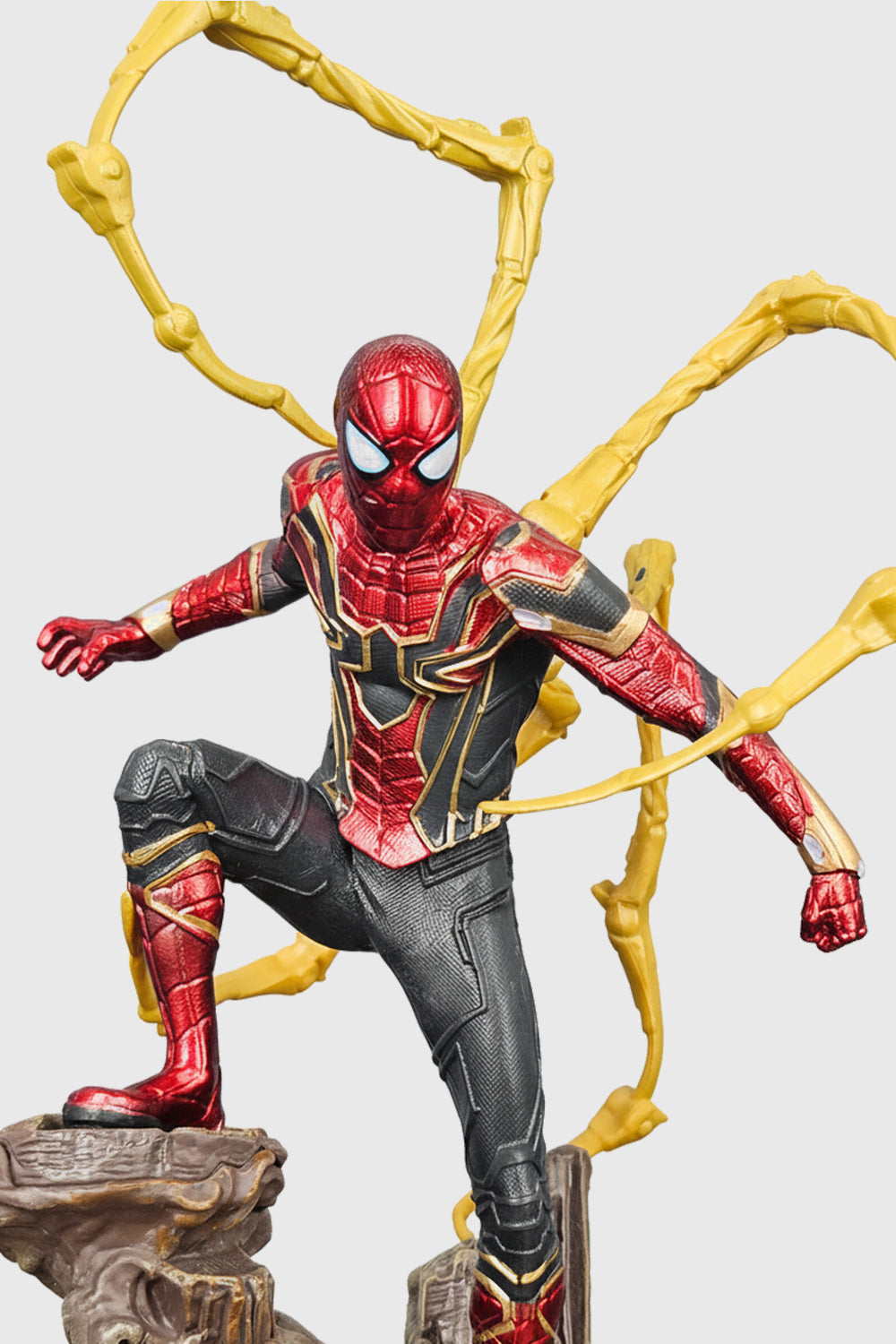 Avengers Infinity War Iron Spider-Man Action Figure 28 cm PVC collectible