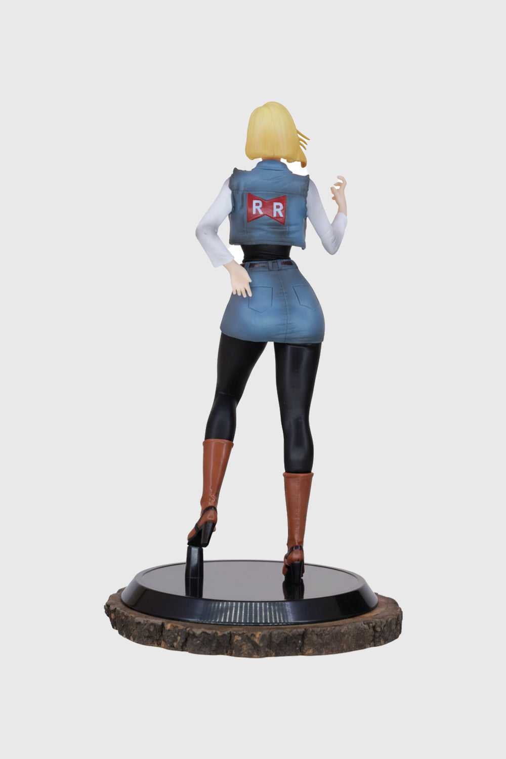High-quality PVC Android 18 figurine from Dragon Ball Z