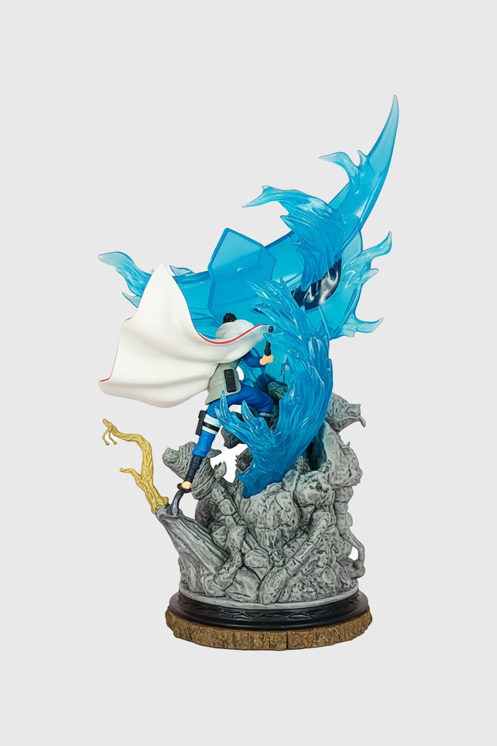 Back view showing Susanoo aura behind Kakashi statue