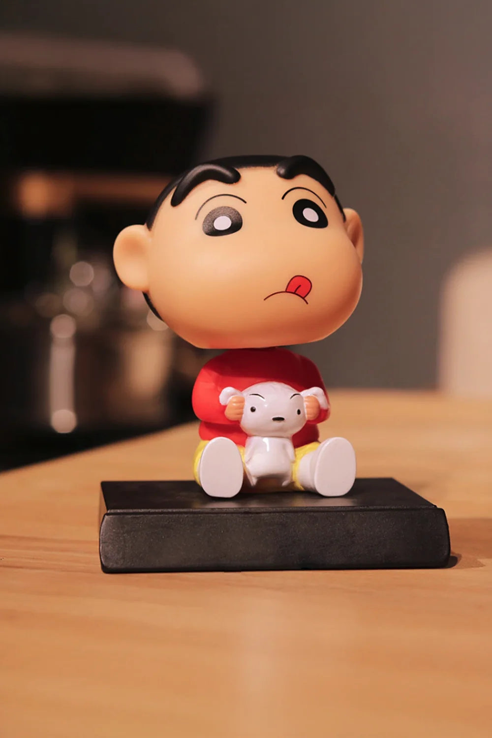 Shinchan Bobblehead with Shiro – Red T-Shirt Collectible (12 CM) DemonFlare