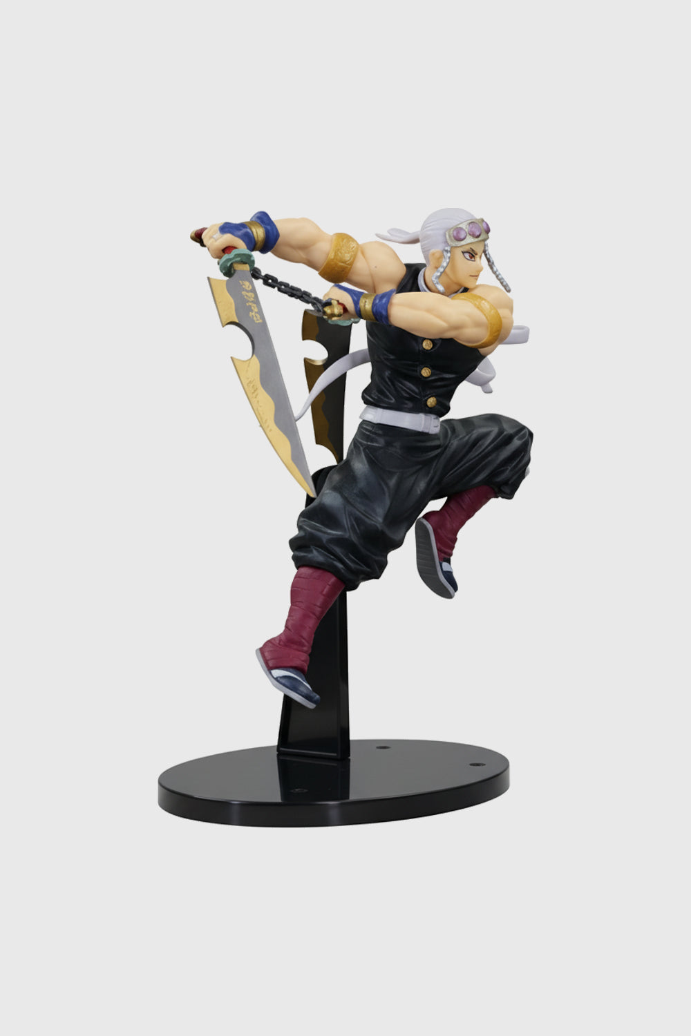Rear view of Tengen Uzui statue showing back details and attire